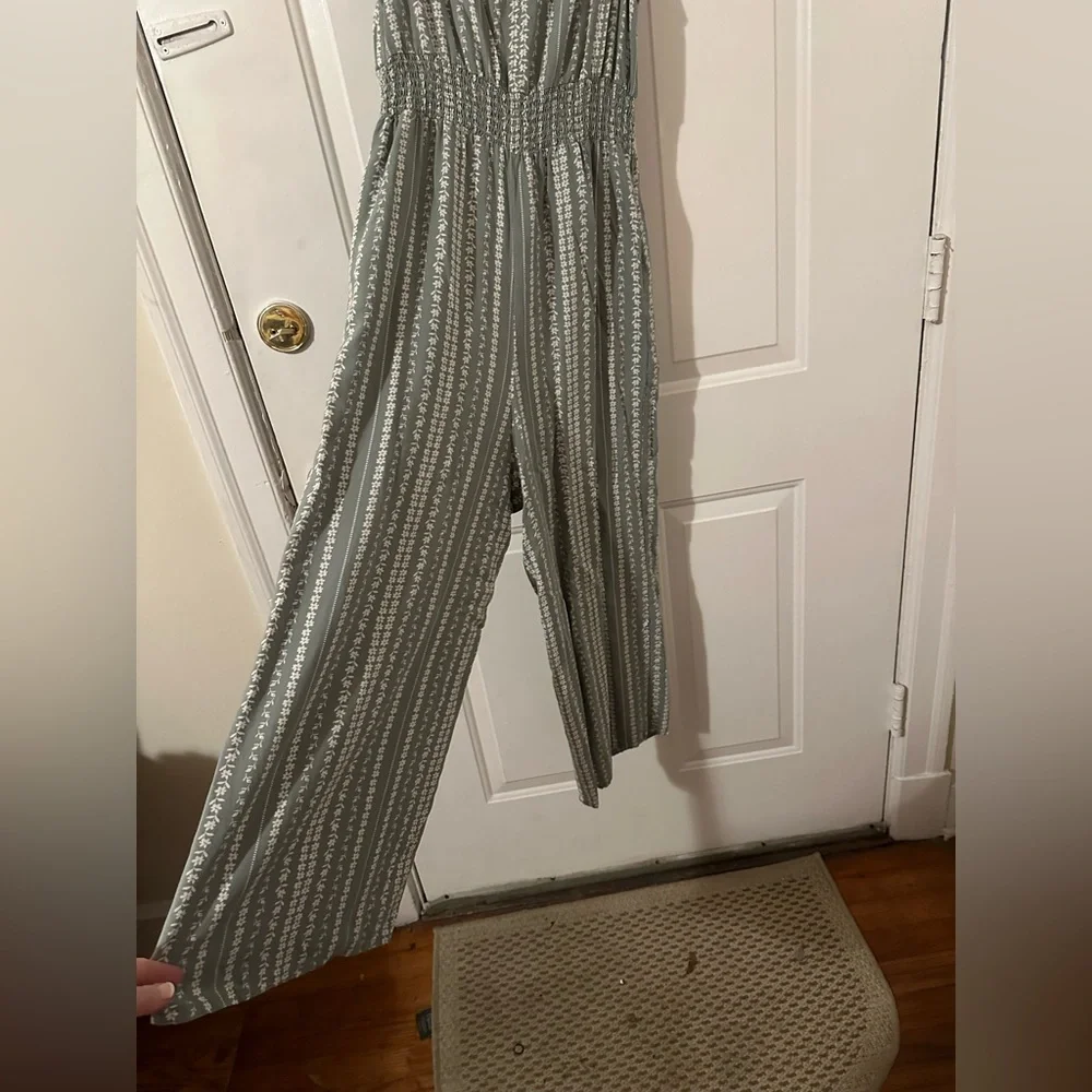 Romper - Picture 4 of 4